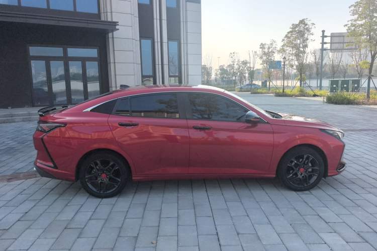 Used Dongfeng Aeolus Yixuan 2021 230T Automatic Dream-Chasing Rider Edition Exterior 2