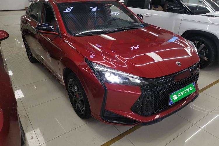 Used Dongfeng Aeolus Yixuan 2021 230T Automatic Hunter Edition Front Right 45 Deg