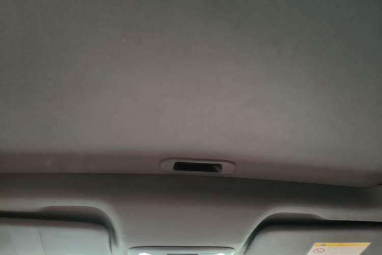 Used Dongfeng Aeolus Yixuan 2021 230T Automatic Zuiying Knight Edition Headliner