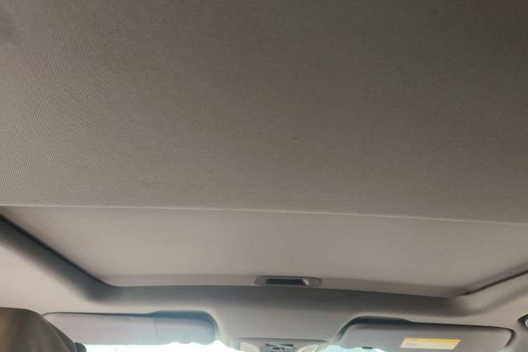 Used Dongfeng Aeolus Yixuan 2021 230T Automatic ZuiFeng Edition Headliner