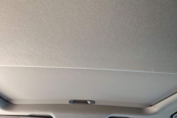 Used Dongfeng Aeolus Yixuan 2021 230T Automatic Zuiying Knight Edition Headliner