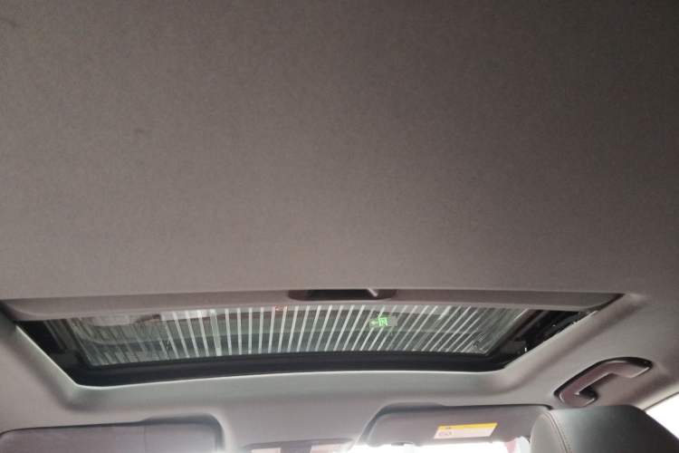 Used Dongfeng Aeolus Yixuan 2021 230T Automatic Hunter Edition Headliner