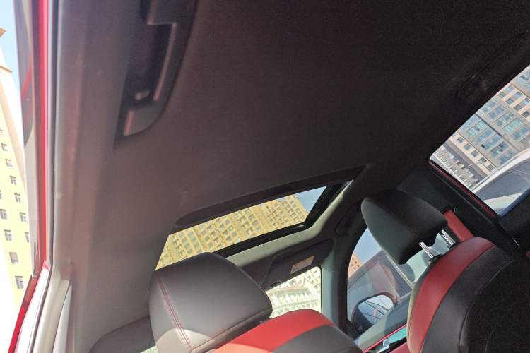 Used Dongfeng Aeolus Yixuan 2021 230T Automatic Hunter Edition Headliner