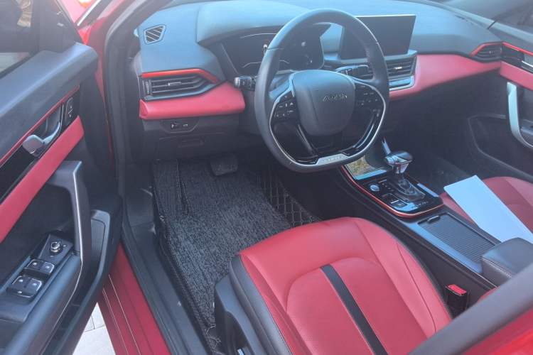 Used Dongfeng Aeolus Yixuan 2021 230T Automatic Dream-Chasing Rider Edition Interior 2