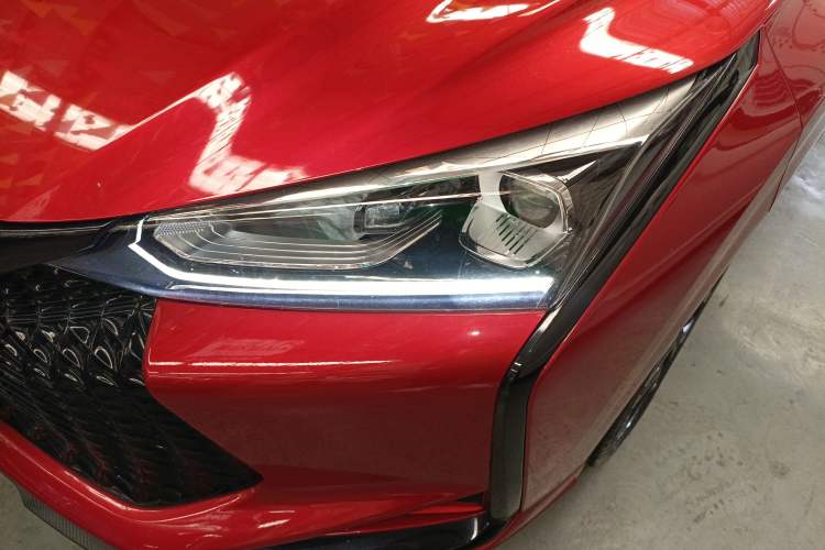 Used Dongfeng Aeolus Yixuan 2021 230T Automatic Zuiying Knight Edition Left Front Headlight
