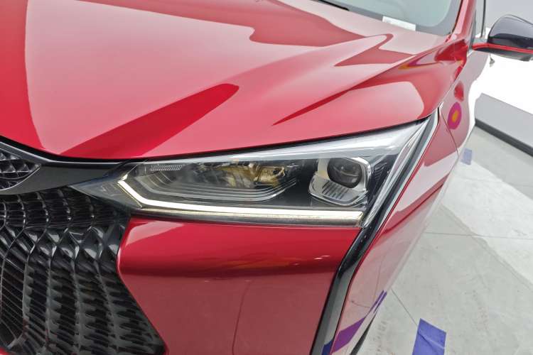Used Dongfeng Aeolus Yixuan 2021 230T Automatic Zuiying Knight Edition Left Front Headlight