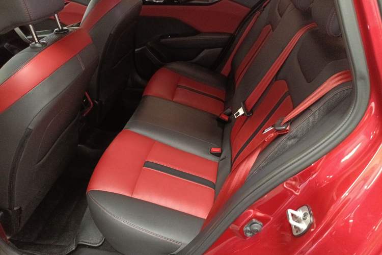 Used Dongfeng Aeolus Yixuan 2021 230T Automatic Zuiying Knight Edition Left Rear Seat