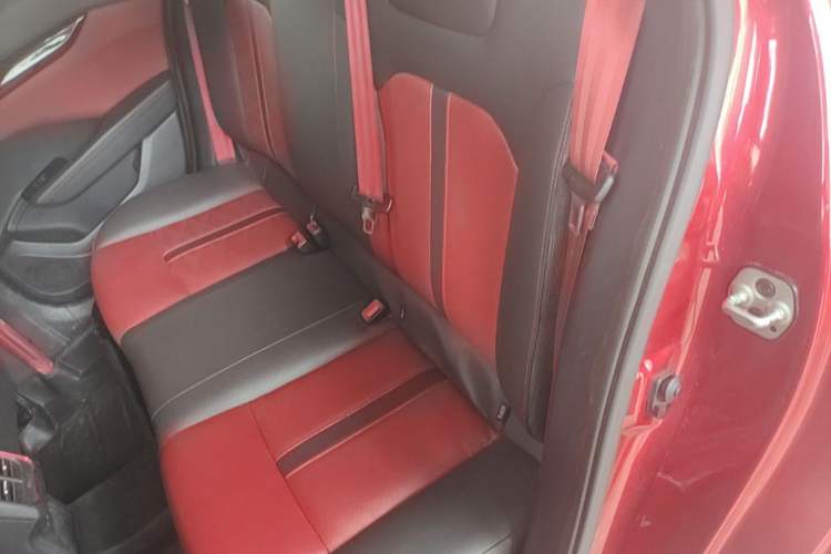 Used Dongfeng Aeolus Yixuan 2021 230T Automatic Zuiying Knight Edition Left Rear Seat