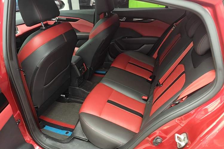 Used Dongfeng Aeolus Yixuan 2021 230T Automatic Zuiying Knight Edition Left Rear Seat