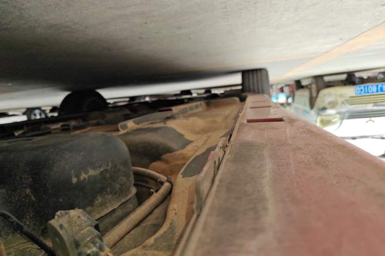 Used Dongfeng Aeolus Yixuan 2021 230T Automatic Zuiying Knight Edition Left Side Sill