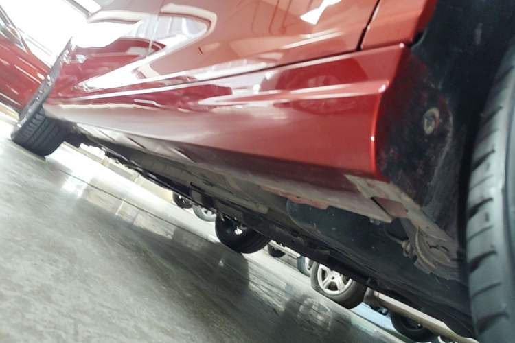 Used Dongfeng Aeolus Yixuan 2021 230T Automatic Hunter Edition Left Side Sill