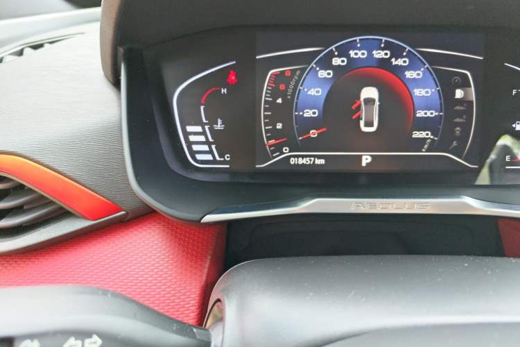 Used Dongfeng Aeolus Yixuan 2021 230T Automatic Zuiying Knight Edition Odometer Close Up