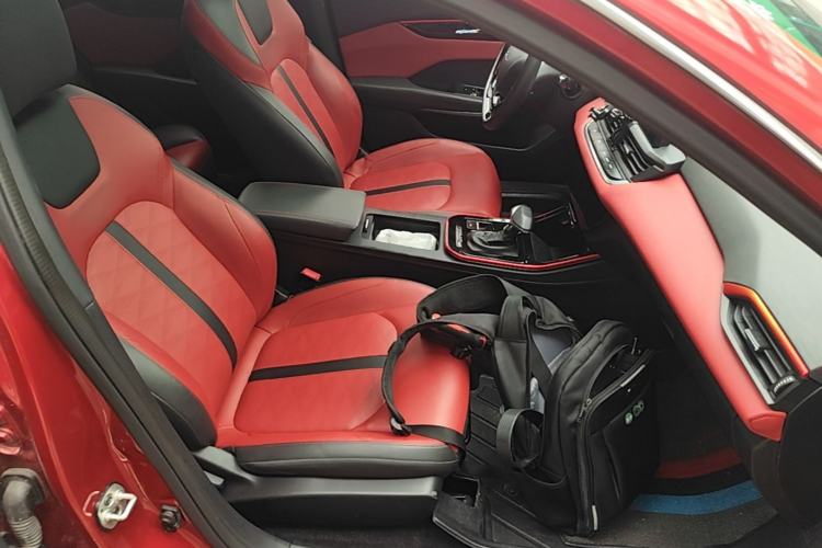 Used Dongfeng Aeolus Yixuan 2021 230T Automatic Zuiying Knight Edition Right Front Seat