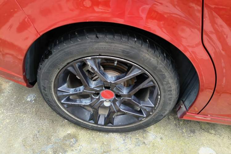 Used Dongfeng Aeolus Yixuan 2021 230T Automatic Zuiying Knight Edition Right Rear Wheel Hub