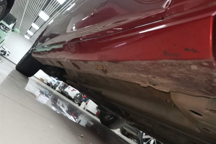 Used Dongfeng Aeolus Yixuan 2021 230T Automatic Hunter Edition Right Side Sill