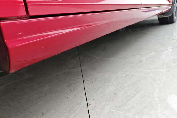 Used Dongfeng Aeolus Yixuan 2021 230T Automatic Zuiying Knight Edition Right Side Sill