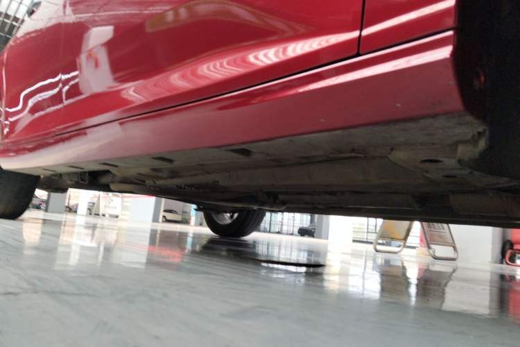 Used Dongfeng Aeolus Yixuan 2021 230T Automatic Hunter Edition Right Side Sill
