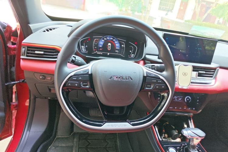Used Dongfeng Aeolus Yixuan 2021 230T Automatic Zuiying Knight Edition Steering Wheel