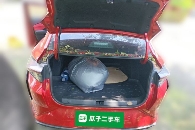 Used Dongfeng Aeolus Yixuan 2021 230T Automatic Zuiying Knight Edition Trunk