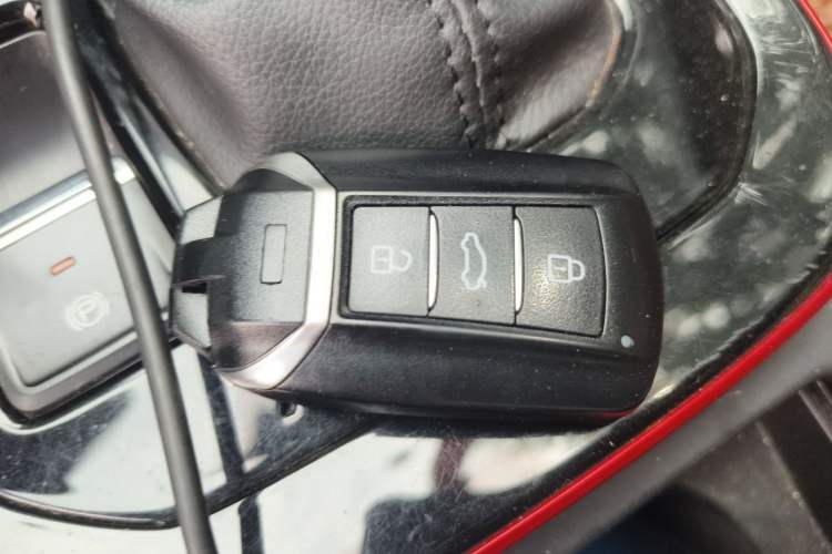 Used Dongfeng Aeolus Yixuan 2021 230T Automatic ZuiFeng Edition Vehicle Key