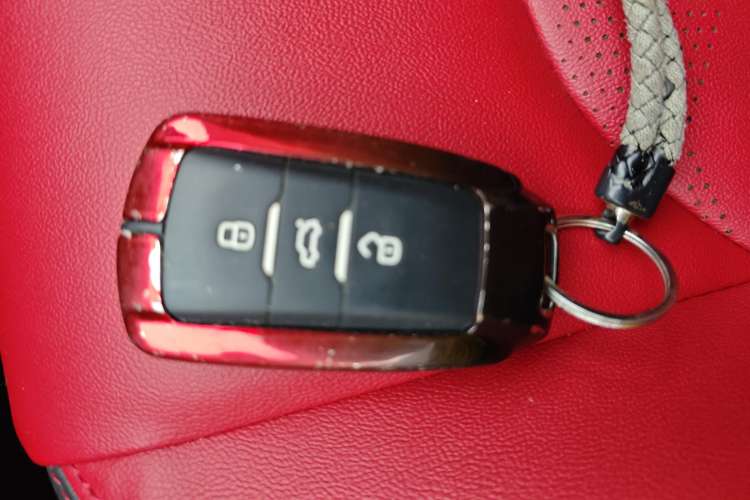 Used Dongfeng Aeolus Yixuan 2021 230T Automatic Zuiying Knight Edition Vehicle Key