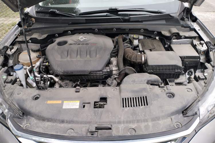 Used Dongfeng Aeolus Yixuan 2021 230T Automatic Dream-Chasing Edition Engine Bay