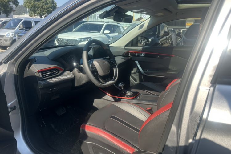 Used Dongfeng Aeolus Yixuan 2021 230T Automatic Dream-Chasing Edition Interior 3