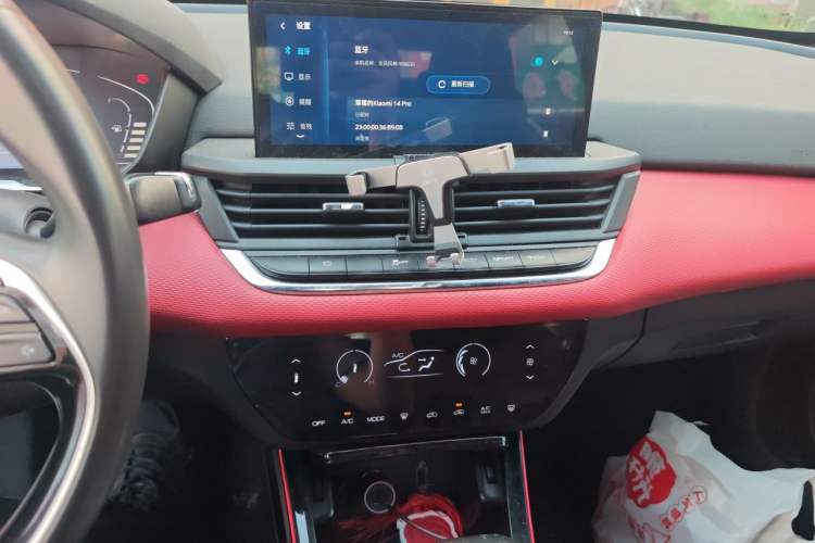 Used Dongfeng Aeolus Yixuan 2021 230T Automatic Zuiying Knight Edition Audio And AC Panel