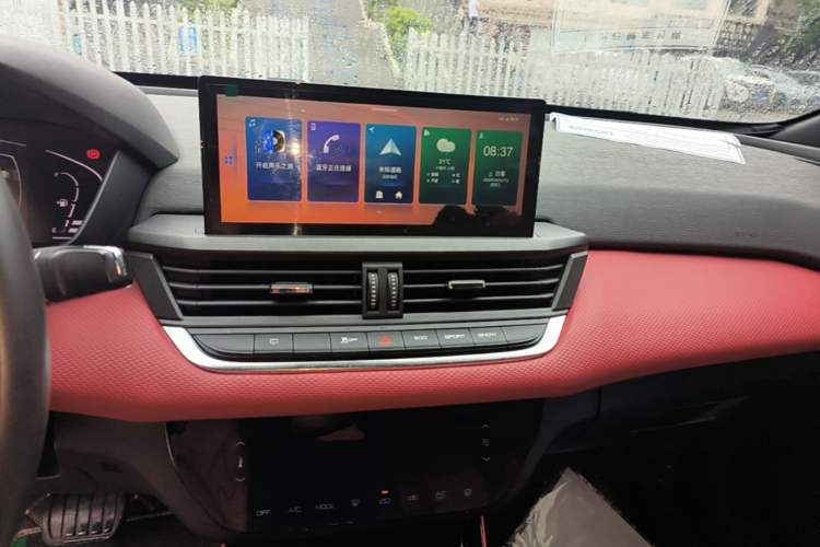 Used Dongfeng Aeolus Yixuan 2021 230T Automatic Hunter Edition Audio And AC Panel