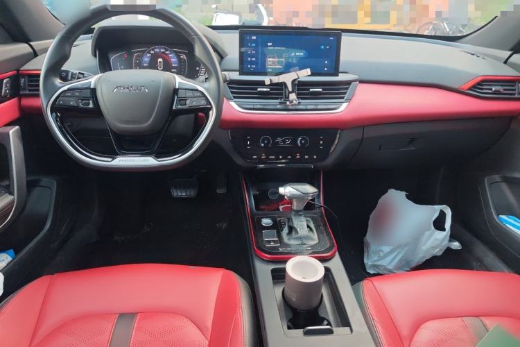 Used Dongfeng Aeolus Yixuan 2021 230T Automatic Zuiying Knight Edition Center Console