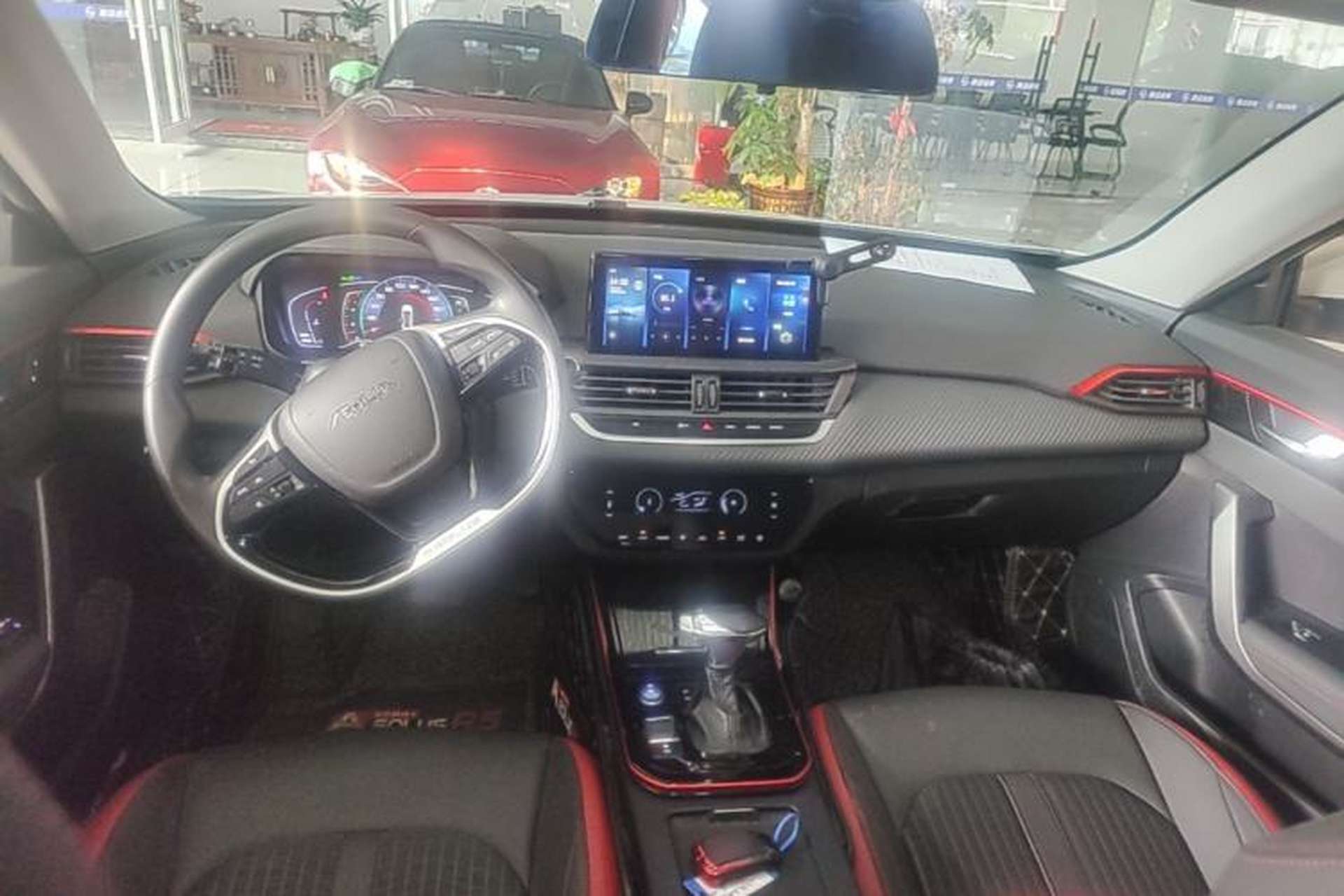 Used Dongfeng Aeolus Yixuan 2021 230T Automatic ZuiFeng Edition Center Console