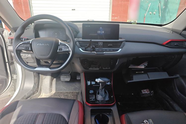 Used Dongfeng Aeolus Yixuan 2021 230T Automatic ZuiFeng Edition Center Console