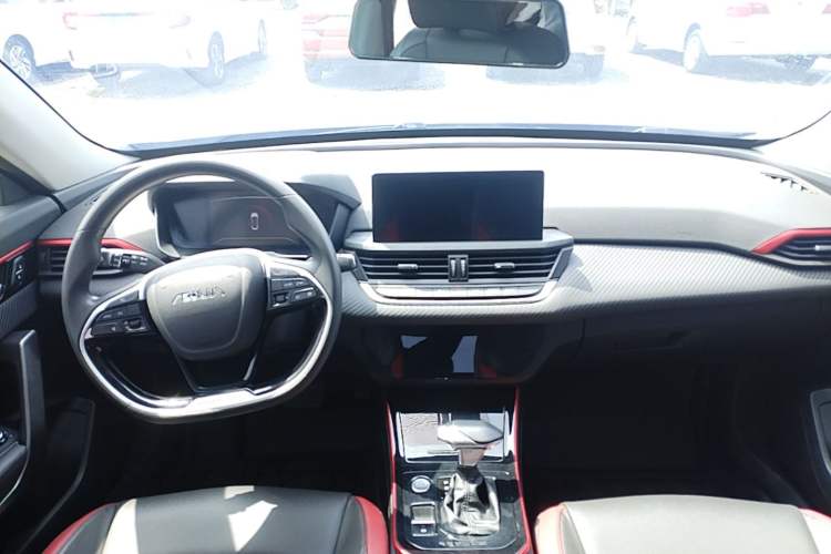 Used Dongfeng Aeolus Yixuan 2021 230T Automatic Zuiqing Edition Center Console