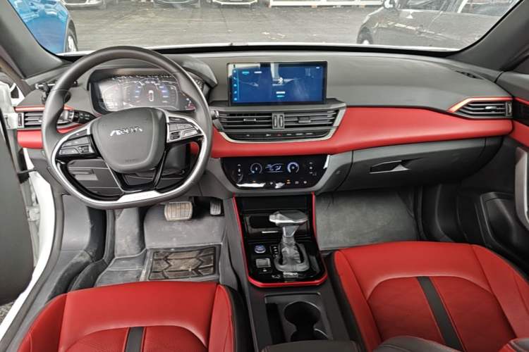 Used Dongfeng Aeolus Yixuan 2021 230T Automatic Hunter Edition Center Console