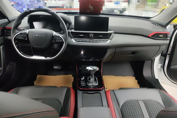 Used Dongfeng Aeolus Yixuan 2021 230T Automatic Zuiqing Edition Center Console