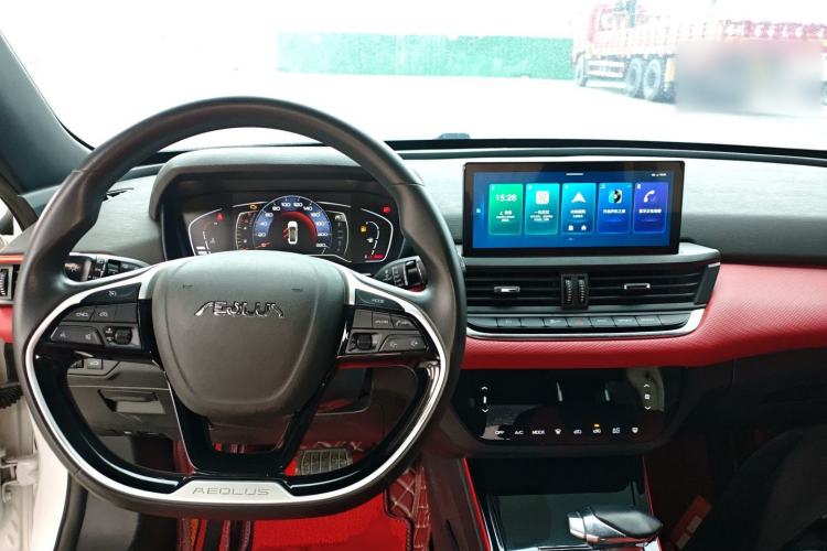 Used Dongfeng Aeolus Yixuan 2021 230T Automatic Chasing Shadow Edition Center Console