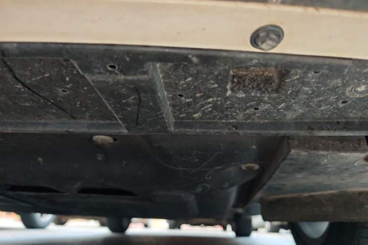 Used Dongfeng Aeolus Yixuan 2021 230T Automatic Zuiying Knight Edition Chassis Front Left