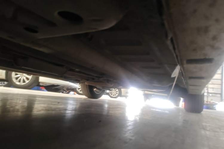 Used Dongfeng Aeolus Yixuan 2021 230T Automatic ZuiFeng Edition Chassis Front Left