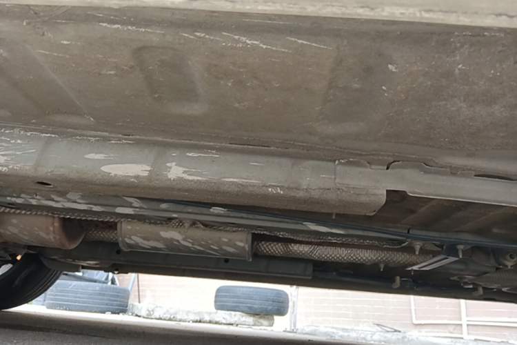 Used Dongfeng Aeolus Yixuan 2021 230T Automatic Chasing Shadow Edition Chassis Front Left