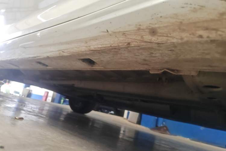 Used Dongfeng Aeolus Yixuan 2021 230T Automatic ZuiFeng Edition Chassis Front Right