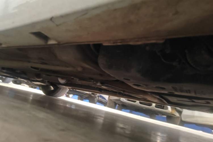 Used Dongfeng Aeolus Yixuan 2021 230T Automatic ZuiFeng Edition Chassis Rear Left