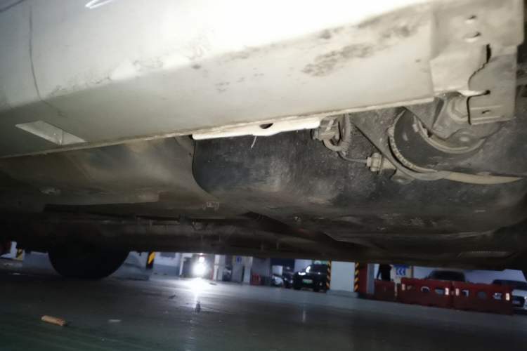 Used Dongfeng Aeolus Yixuan 2021 230T Automatic Zuiying Knight Edition Chassis Rear Left