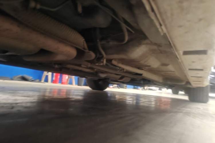 Used Dongfeng Aeolus Yixuan 2021 230T Automatic ZuiFeng Edition Chassis Rear Right