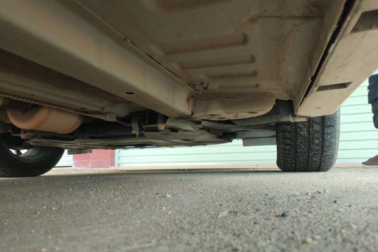 Used Dongfeng Aeolus Yixuan 2021 230T Automatic Zuiqing Edition Chassis Rear Right