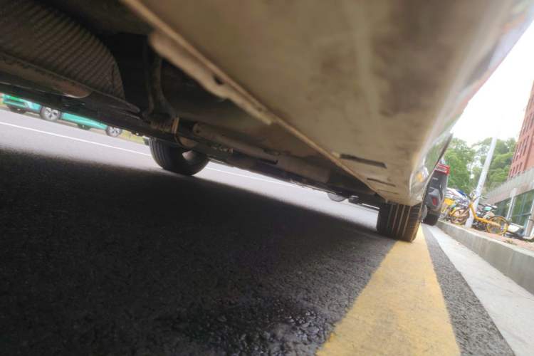 Used Dongfeng Aeolus Yixuan 2021 230T Automatic Zuiqing Edition Chassis Rear Right