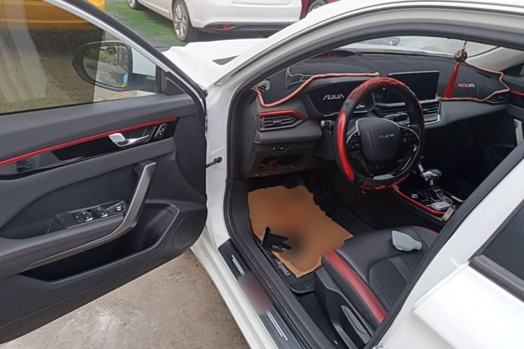 Used Dongfeng Aeolus Yixuan 2021 230T Automatic Zuiqing Edition Driver Seat