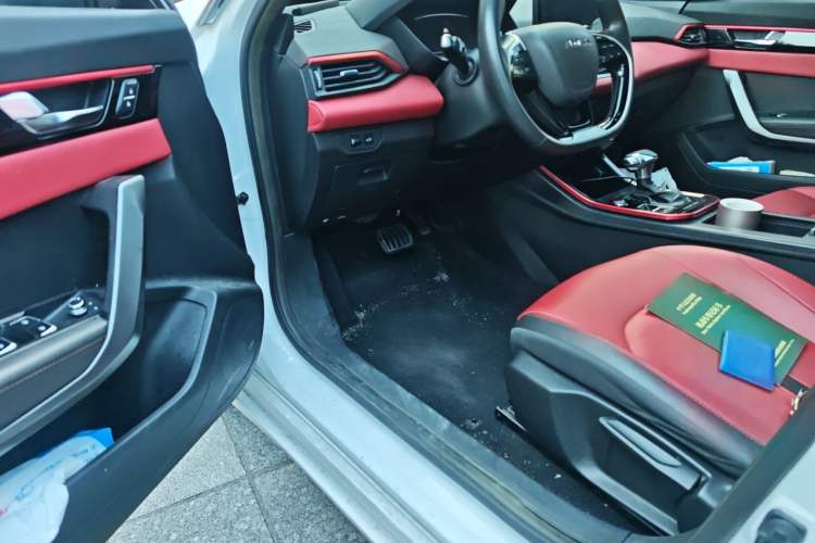 Used Dongfeng Aeolus Yixuan 2021 230T Automatic Zuiying Knight Edition Driver Seat