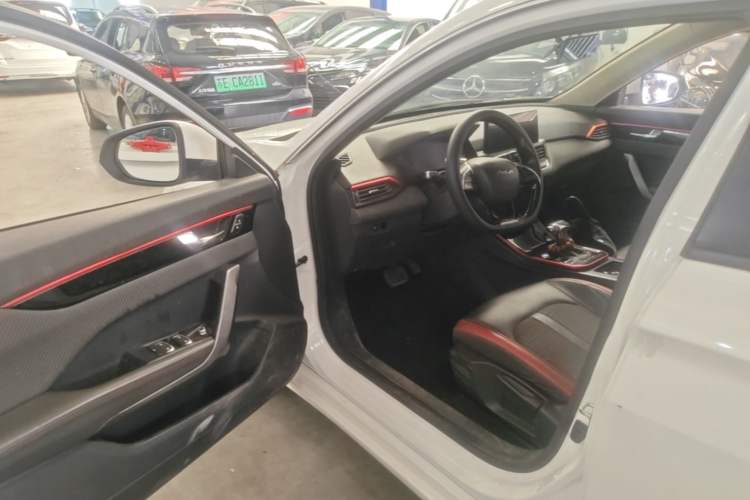 Used Dongfeng Aeolus Yixuan 2021 230T Automatic ZuiFeng Edition Driver Seat