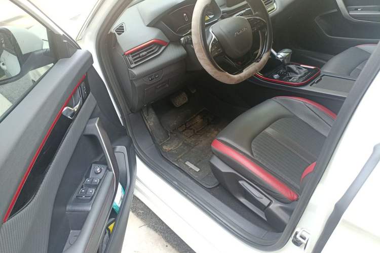 Used Dongfeng Aeolus Yixuan 2021 230T Automatic Zuiqing Edition Driver Seat