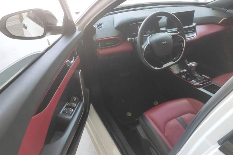 Used Dongfeng Aeolus Yixuan 2021 230T Automatic Zuiying Knight Edition Driver Seat